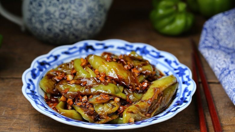 煎酿辣椒,记得米饭一定要备足哦!