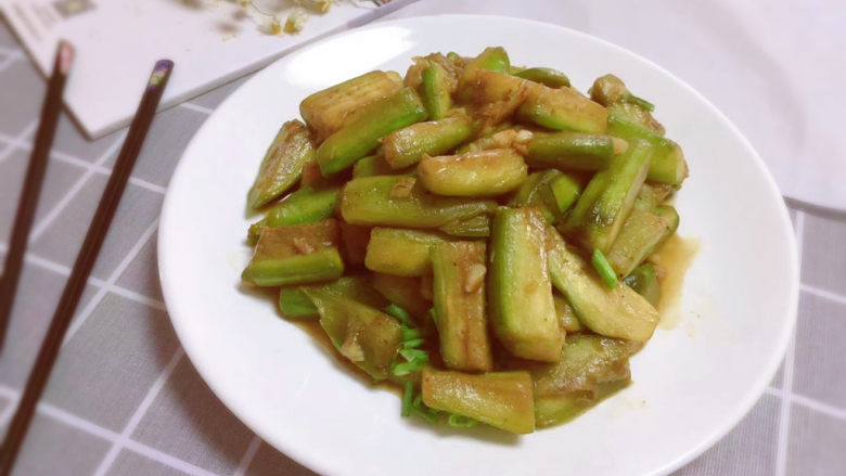 蒜香茄条