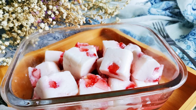 草莓布丁,成品图!