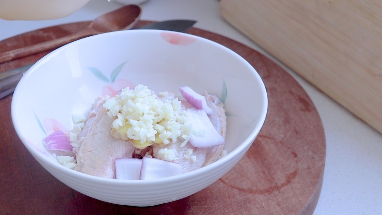 柠香鸡翅(烤箱版),蒜末