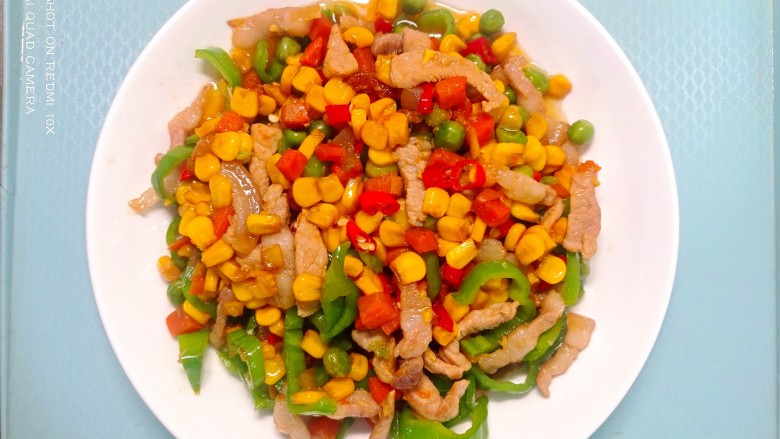 肉末辣炒玉米粒,肉末炒玉米粒就做好了,喜欢的点个赞呗!
