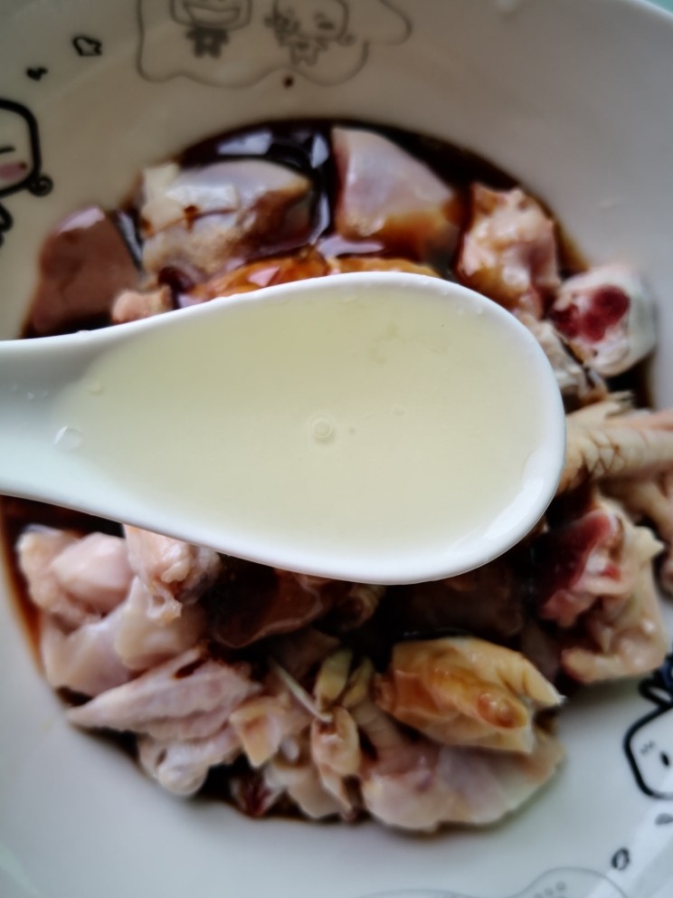 菠萝炒鸡,食用油