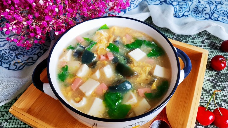 皮蛋豆腐汤,成品图!