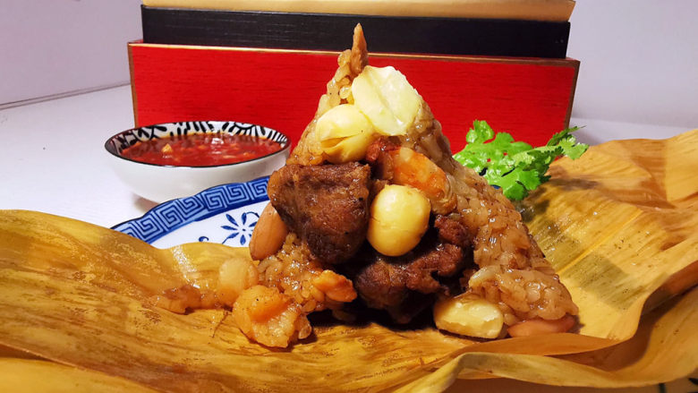 蒸的不一样，蒸好吃，米粒Q弹，馅儿超多，不必等四、五小时才有粽子吃