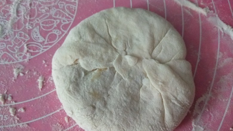 蔬菜肉饼,再次压扁即可,依此类推