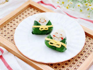 宝宝版端午卡通粽子