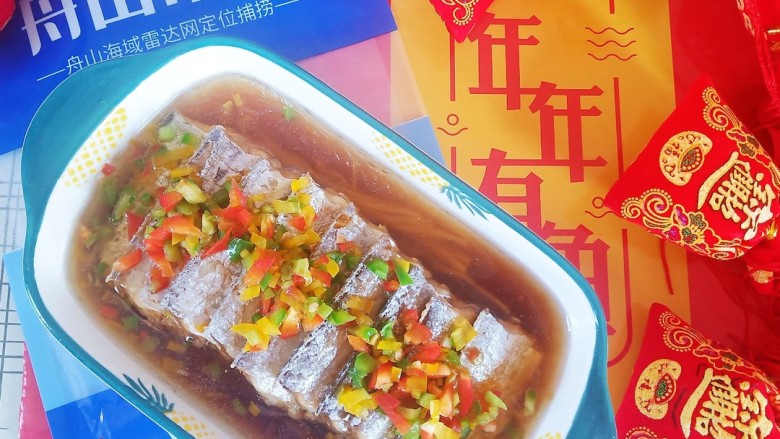 金针彩带迎新春,美味的金菇彩带迎新春就完成了!