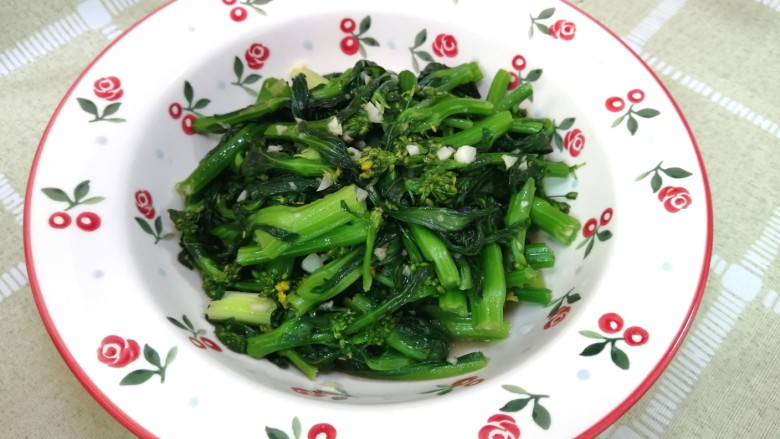 蒜蓉炒菜心