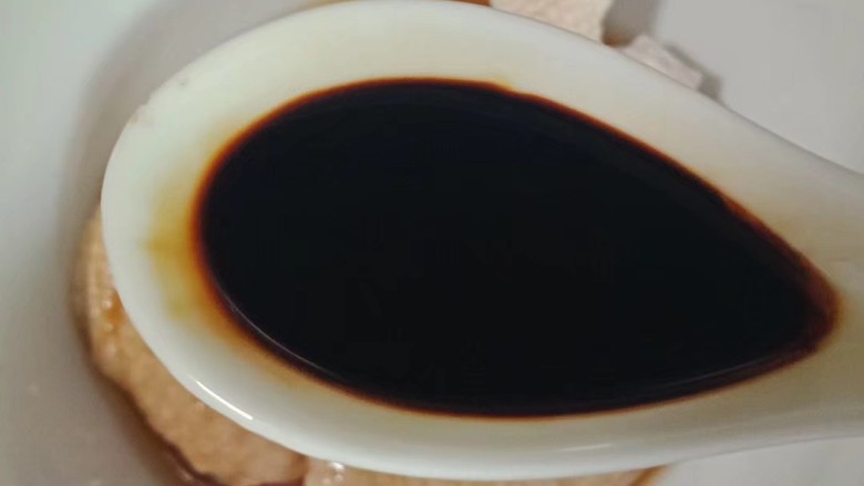 柠檬鸡腿,一勺<a style='color:red;display:inline-block;' href='/shicai/ 762'>老抽</a>