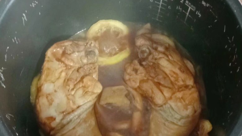 柠檬鸡腿,时间到,开锅,一阵香味扑鼻而来
