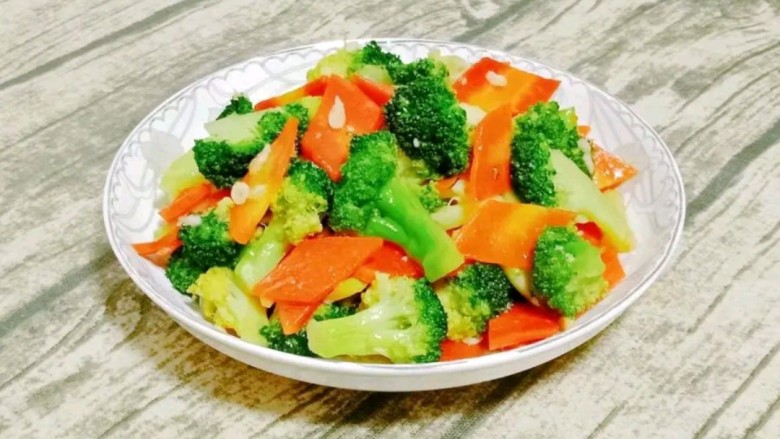杂炒蔬菜,一道杂炒蔬菜就做好啦~