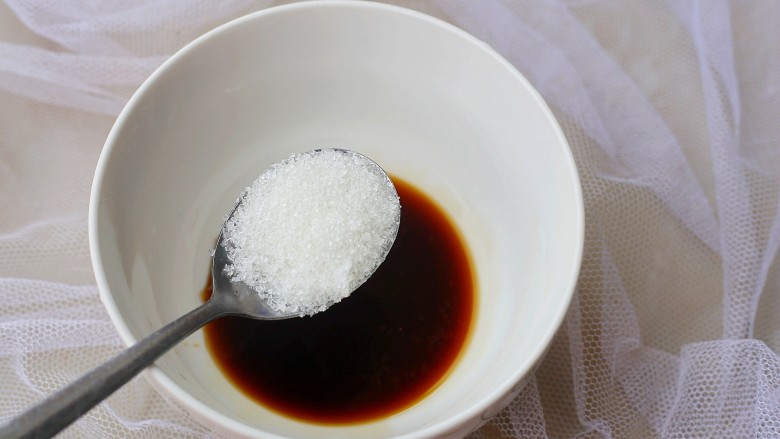 糖醋鸡蛋,1勺糖,半勺盐,