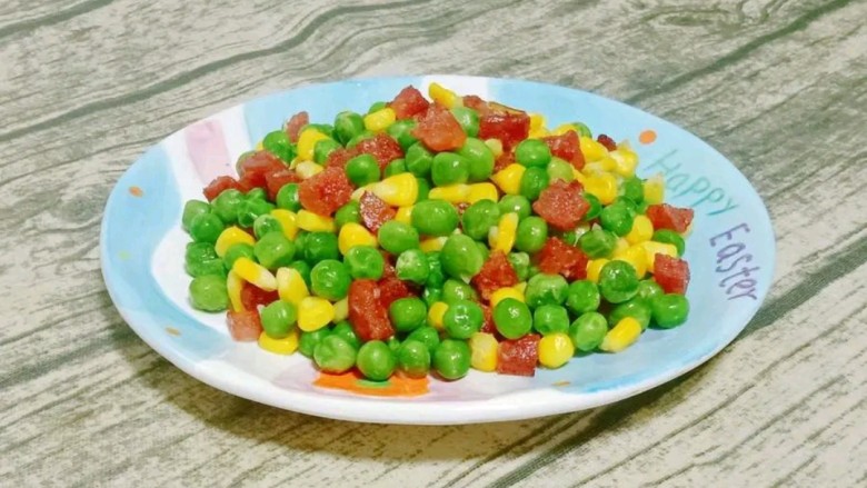 豌豆炒腊肠,一道豌豆炒腊肠就做好啦~