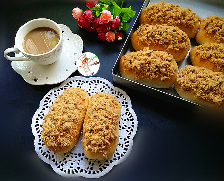 肉松牛角包,再泡杯咖啡,尽情享受吧