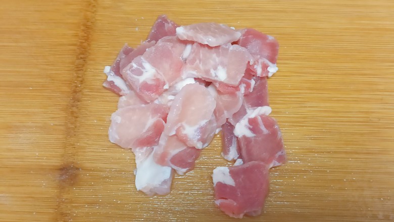 海带炒肉片,<a style='color:red;display:inline-block;' href='/shicai/ 414'>猪肉</a>切片