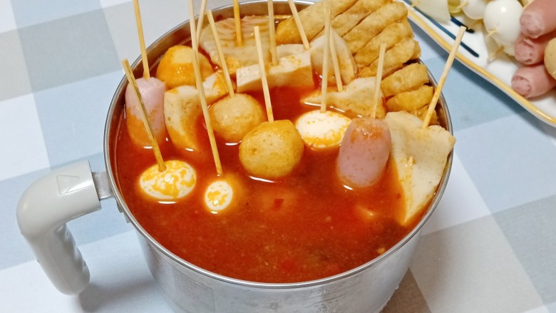 【家常版】冷串串,另外再泡一锅香辣味的,爽~