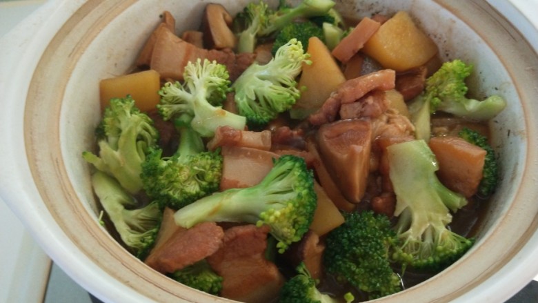 香菇肉片煲,搅拌均匀。