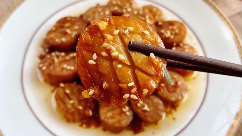 蒜香黄油杏鲍菇,鲜美弹嫩,比肉还好吃!,还可以撒上黑胡椒碎