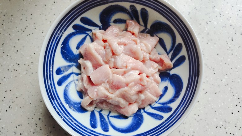 冬瓜瘦肉汤,抓均匀,备用