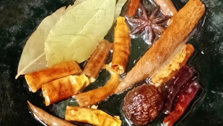 红烧鸡爪,热锅下油,放入香料