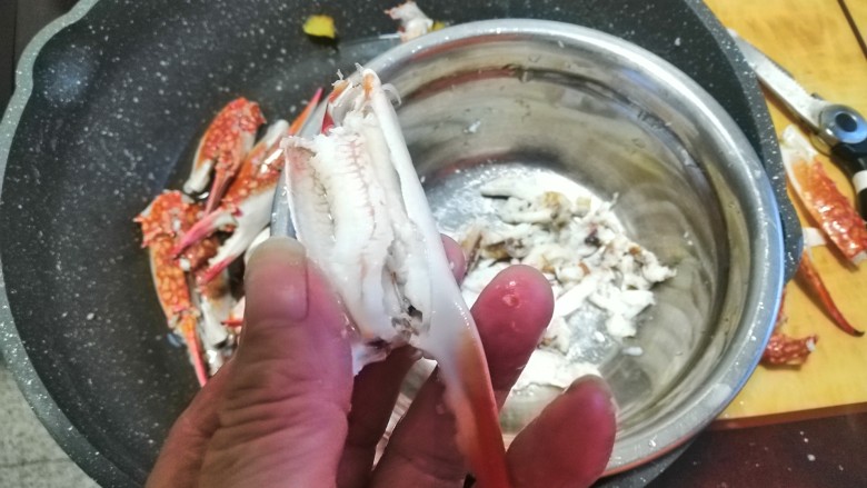 炒蟹脚肉,搞蟹肉
