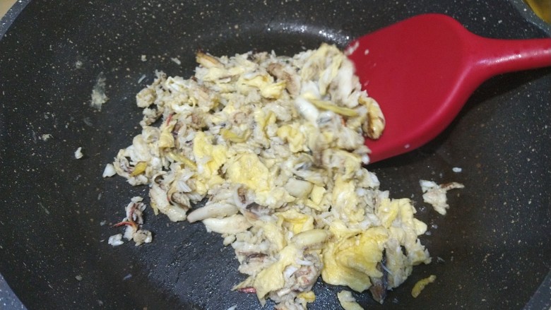 炒蟹脚肉,混合炒