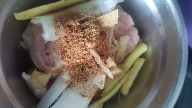 烤鸡胸肉,加辣椒粉