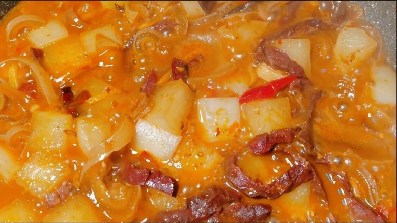 暖冬牛杂,炖到这个样子就可以出锅啦!