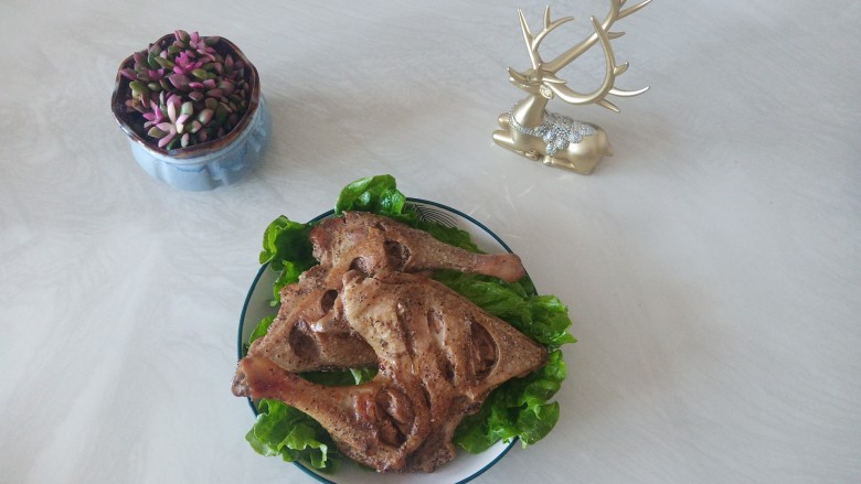 香酥鸭腿,美味完成！