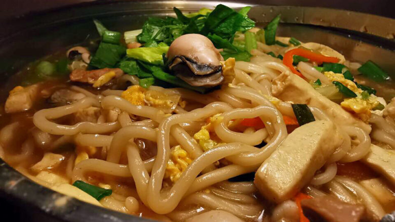 豆腐卤面,有豆腐,有海蛎子,就是典型沿海口味的卤面,希望大家也喜欢