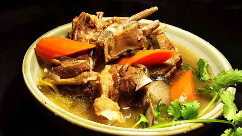 红酒炖羊肉,一开锅,浓郁的羊肉香,太爱了