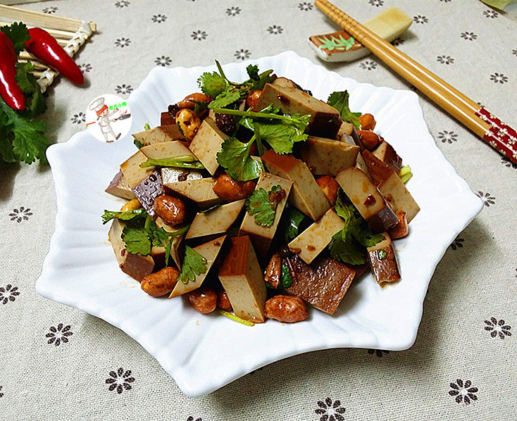 牦牛肉酱拌鸡蛋干,下酒又下饭