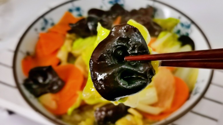 素炒白菜,给肉都不换,你也快试试吧!