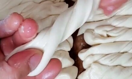 豆角焖卷子,拉伸,旋转。