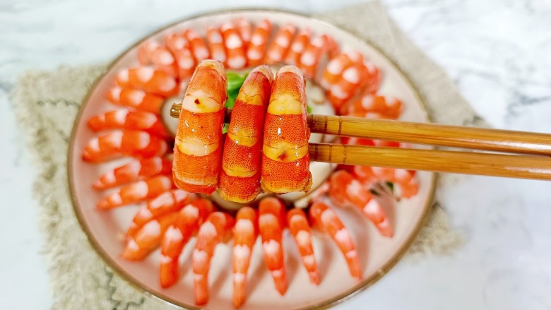 家常虾仁拼盘,分分钟就光盘!