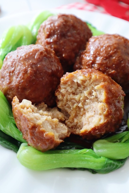 年夜饭宴客压轴菜四喜丸子❗️红烧狮子头❗️,丸子鲜咸香嫩,芡汁明亮,软糯入味