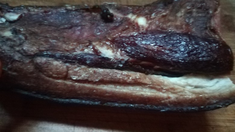 香干蒸腊肉,腊肉提前煮30分钟