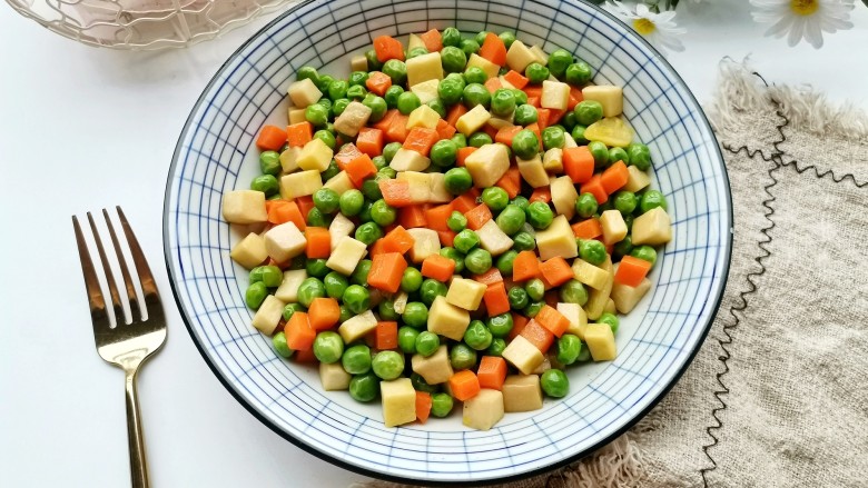 #闹元宵#杏鲍菇炒豌豆,成品,