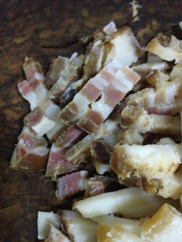 四季豆腊肉饭,<a style='color:red;display:inline-block;' href='/shicai/ 436'>腊肉</a>