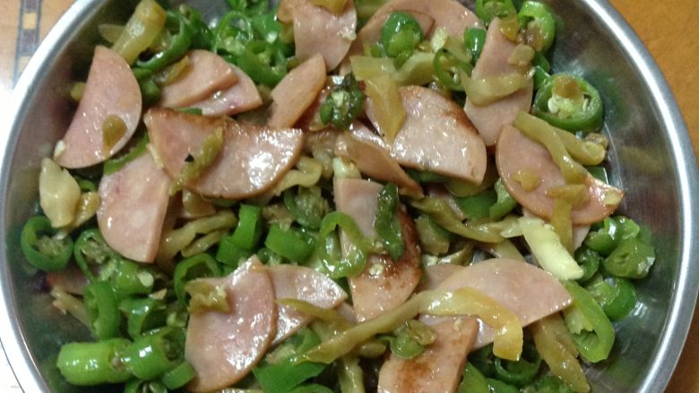 辣椒火腿肠榨菜