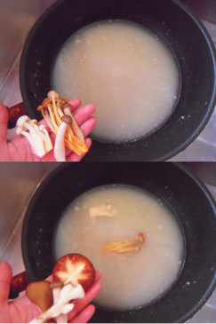 一品蘑菇煲,在白汤里加入耐煮的蘑菇,如金针菇、白玉菇等,煮10分钟。继续加入香菇、姬菇等煮5分钟。