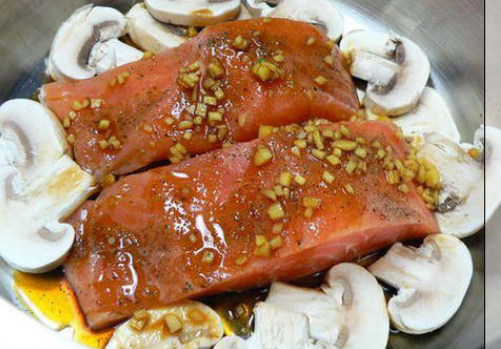 姜糖蘑菇三文鱼