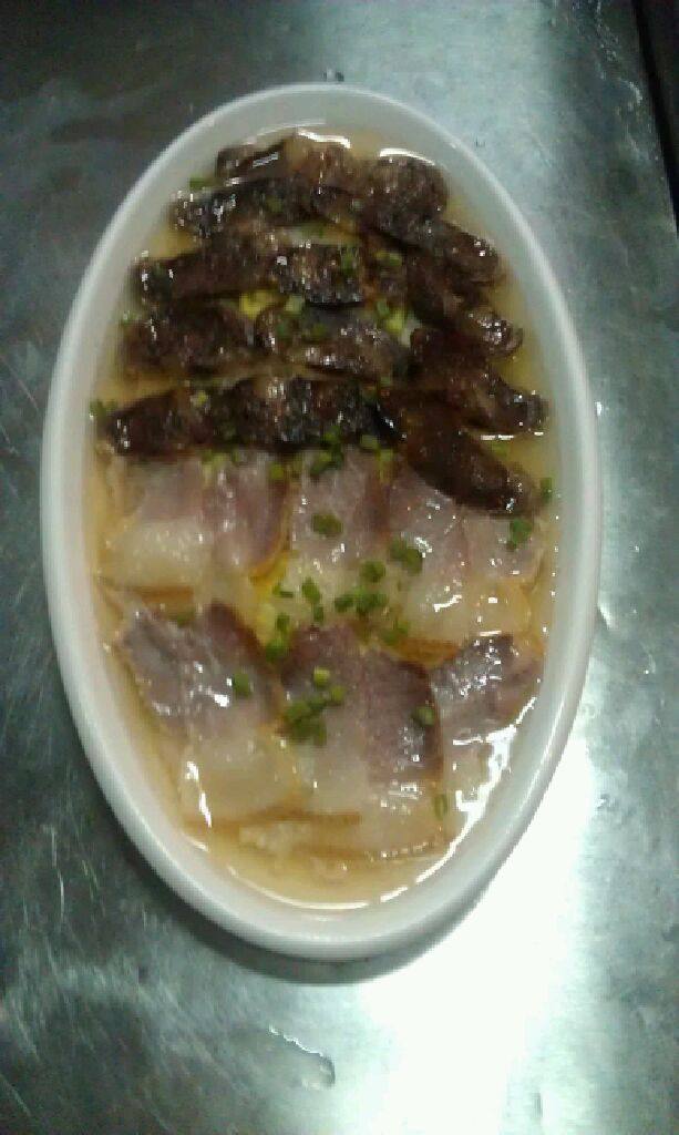 咸肉香肠蒸娃娃菜