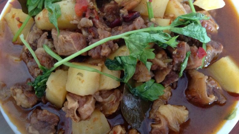番茄土豆烧牛肉