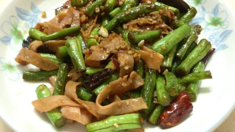蒜香火腿炒豆角