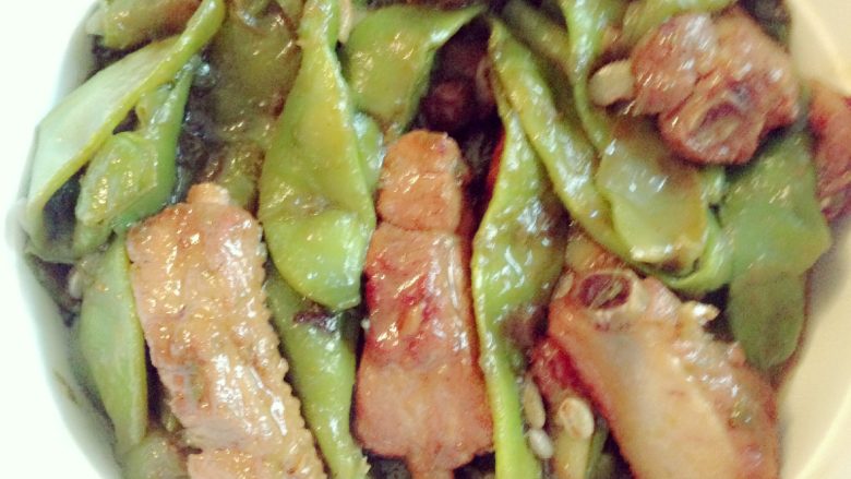 东北排骨炖豆角