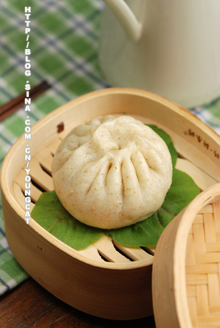 梅干菜肉包 