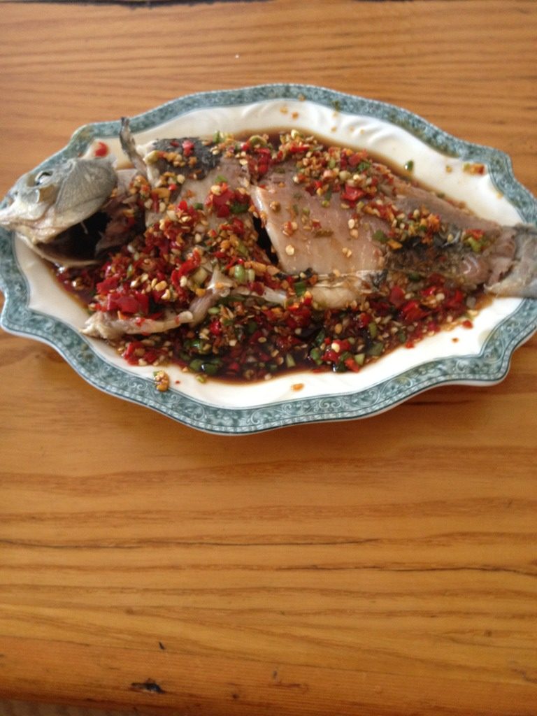 凉拌鲫鱼