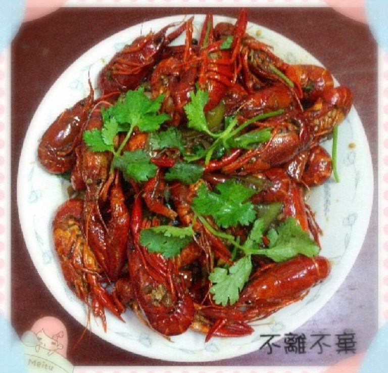 爆辣小龙虾