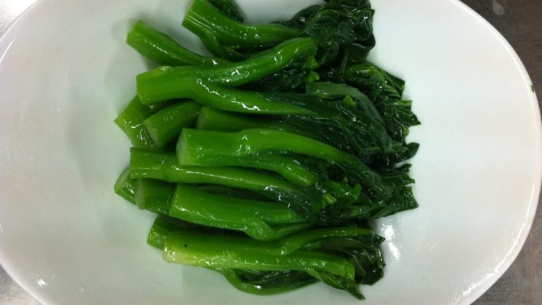 白灼菜心